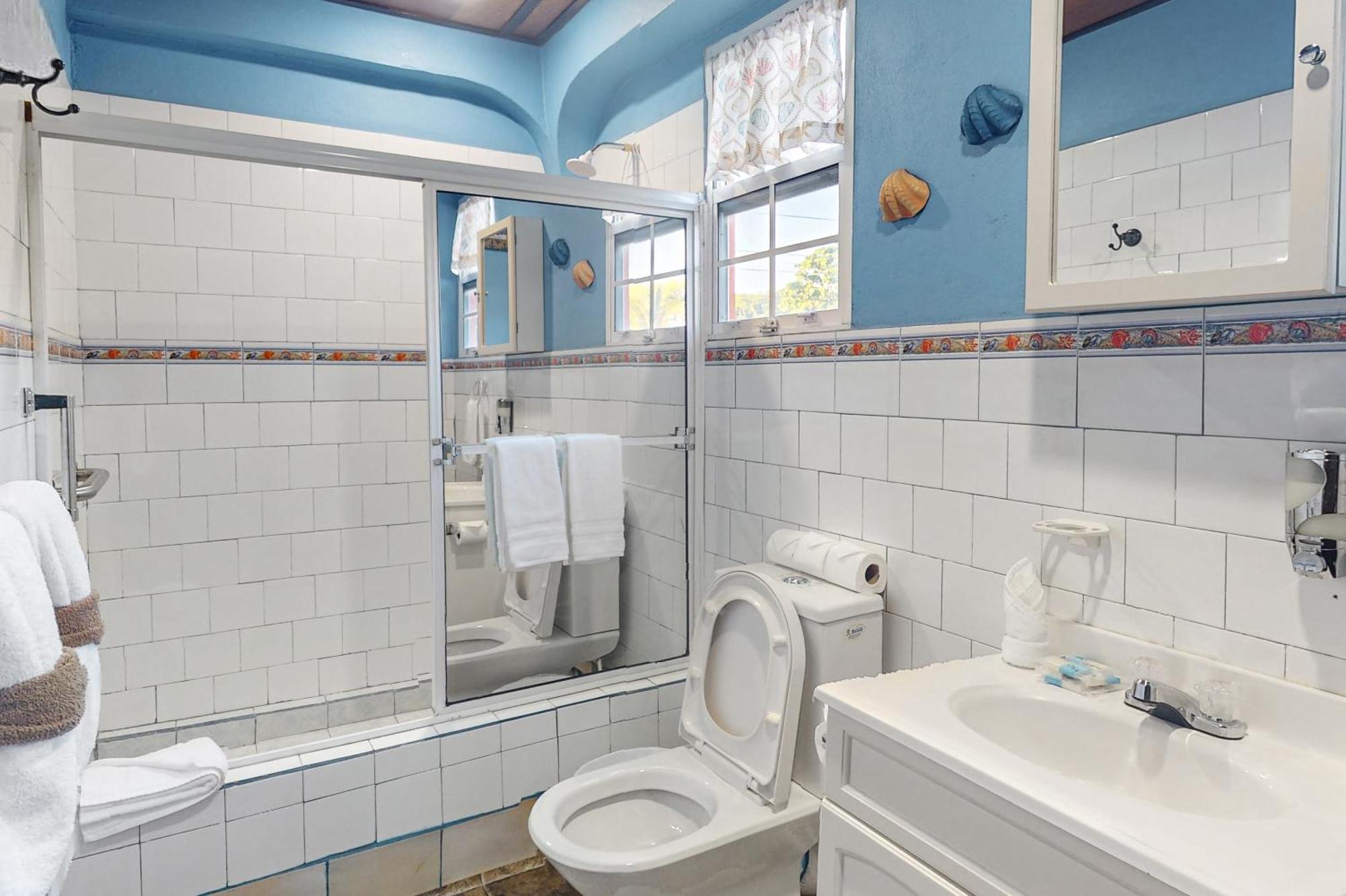 Hummingbird Home Suites San Pedro  Ruang foto
